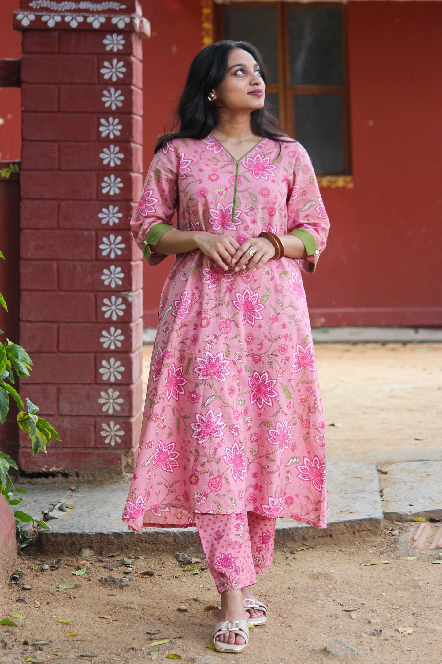Floral handblock printed cotton co-ord set for women with a V-neck kurta and matching straight-fit pants